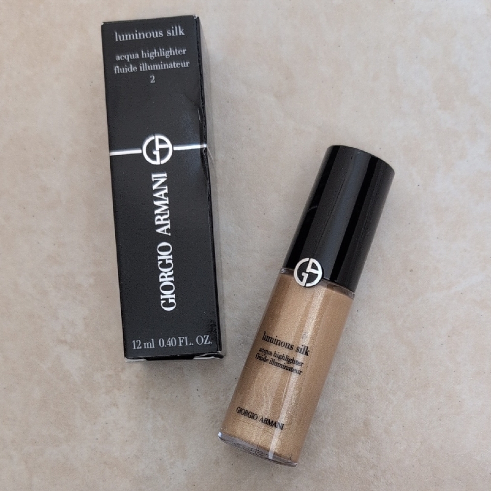 Brand New Unswatched Armani Luminous Silk Highlighter In 2 Stellar